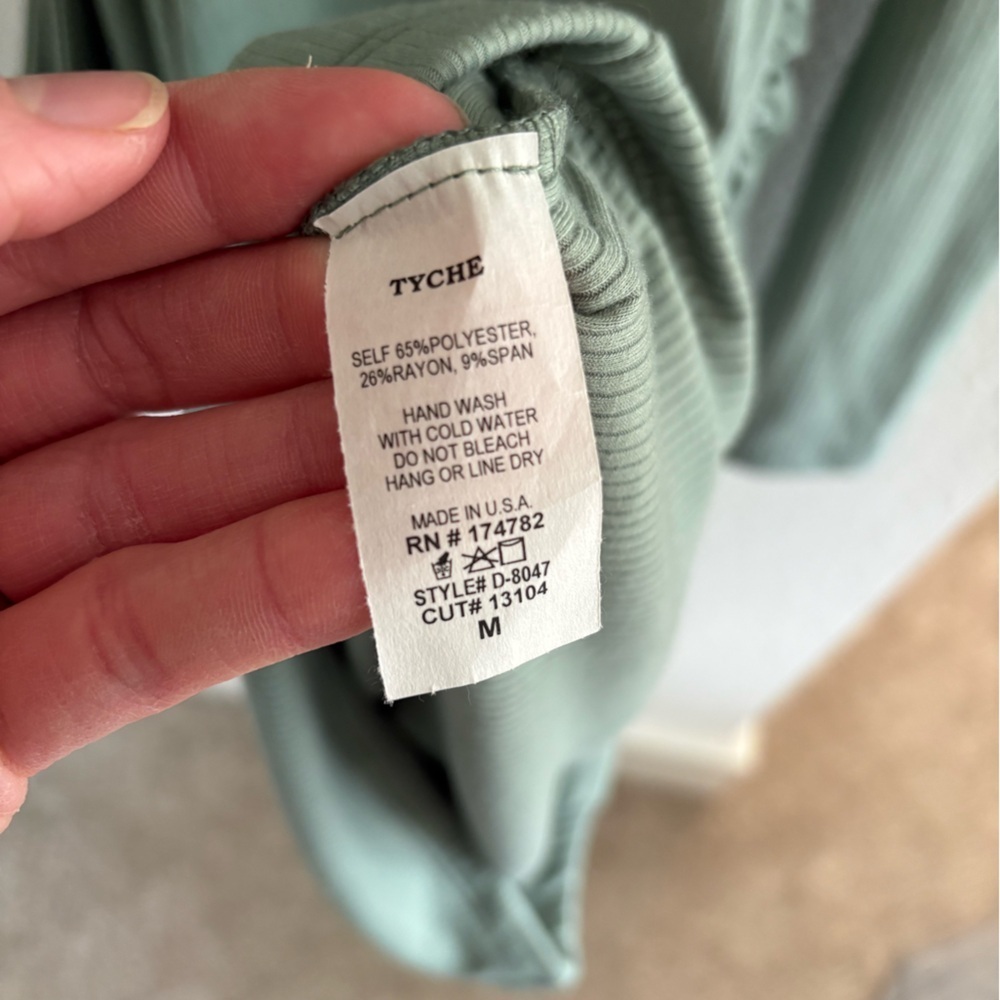 Vici Mint Long Sleeve Cut-Out Dress M - Picture 7 of 7